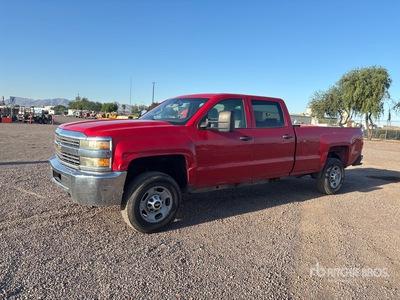 2015 Chevrolet Silverado 2500HD 4x2 Crew Cab Pickup