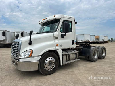 2015 Freightliner Cascadia 125 6x4 Cabeza Tractora Cabina Corta