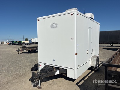 2013 Jag 3 Person S/A Bano portatil