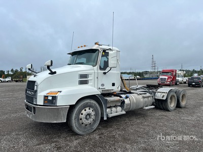 2021 Mack Anthem 6x4 Ciągnik siodłowy T/A z kabiną dzienną