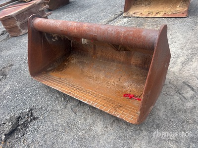 60 in Cleanup Cazo para excavadora - Fits Cat M318