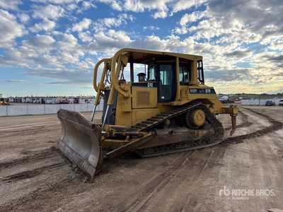 1997 Cat D7R XR جرافة مجنزرة