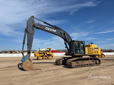 2008 John Deere 450DLC Excavatrice sur chenilles