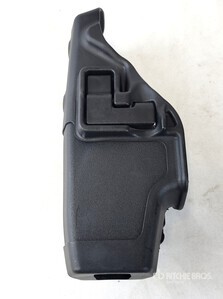 (5) Safariland Black Drop Leg Holsters & Assorted Items