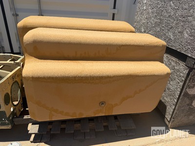 2- BAE MRAP SELF SEALING BULLET RESISTANT FUEL TANKS Divers : Pièces pour HMMWV
