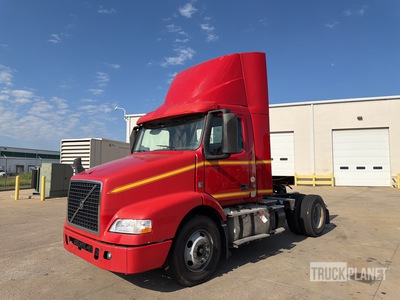 2017 Volvo VNM 4x2 S/A Day Cab Truck Tractor