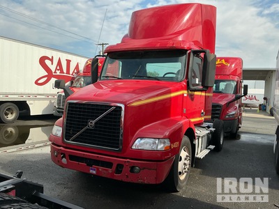 2016 Volvo VNM42T 4x2 Day Cab Truck Tractor