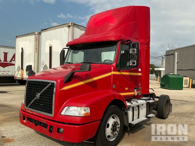 2018 Volvo VNM42T 4x2 Day Cab Truck Tractor