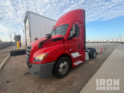 2021 Freightliner Cascadia 113 4x2 Cabeza Tractora Cabina Corta