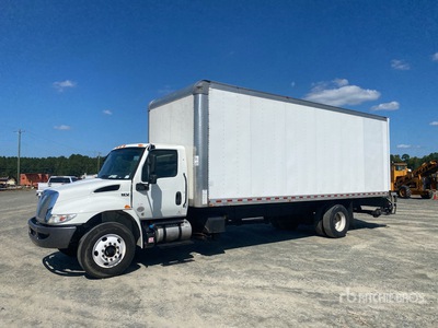 2019 International MV607 4x2 Furgoneta caja cerrada