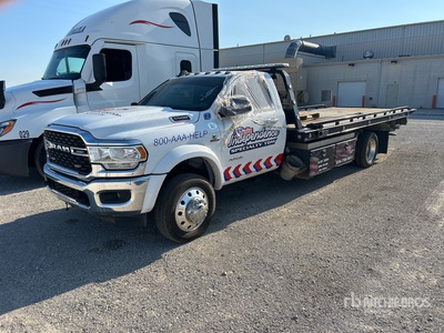 2022 Ram 5500 4x4 Ciężarówka z systemem Rollback