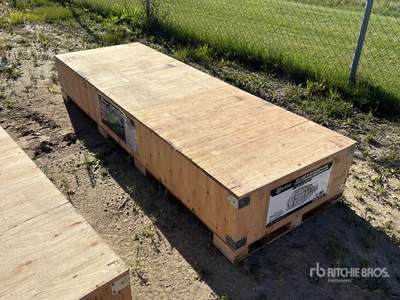 StanForge CRS1040 10 ft x 40 ft Mesh Chicken Run & Coop (Unused)