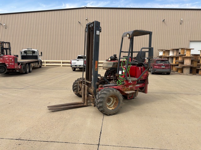 2004 Moffett M5500 5500 lb 3x3 Truck Mounted Forklift