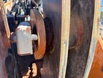 Chassis with Kipp-Gestängebolzen und -lager