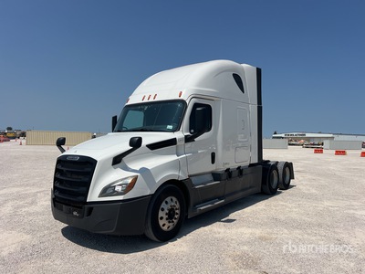 2019 Freightliner Cascadia 6x4 T/A Sleeper Truck Tractor