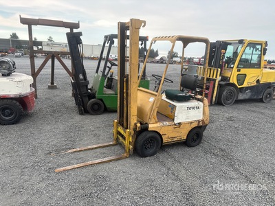 Toyota 1500 lb Pneumatic Tire Forklift (Inoperable)