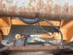 Hydraulique with Vérin de déplacement latéral