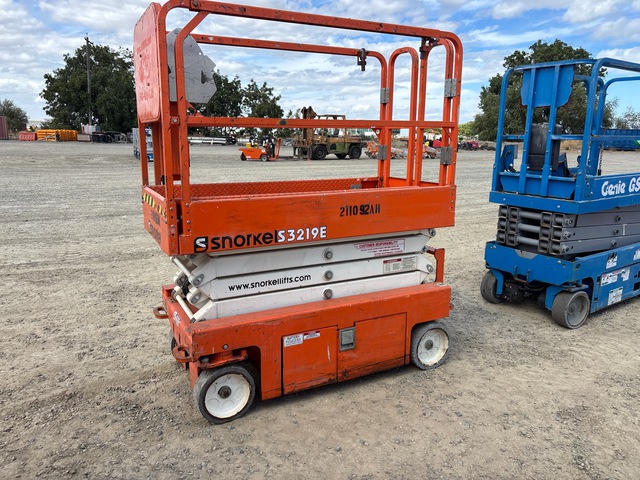 2018 Snorkel S3219E Electric Scissor Lift