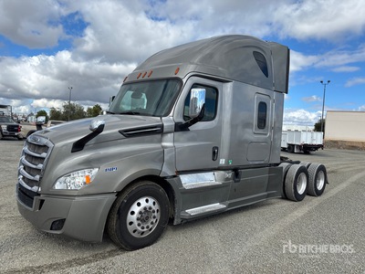 2019 Freightliner Cascadia 126 6x4 Sleeper Truck Tractor