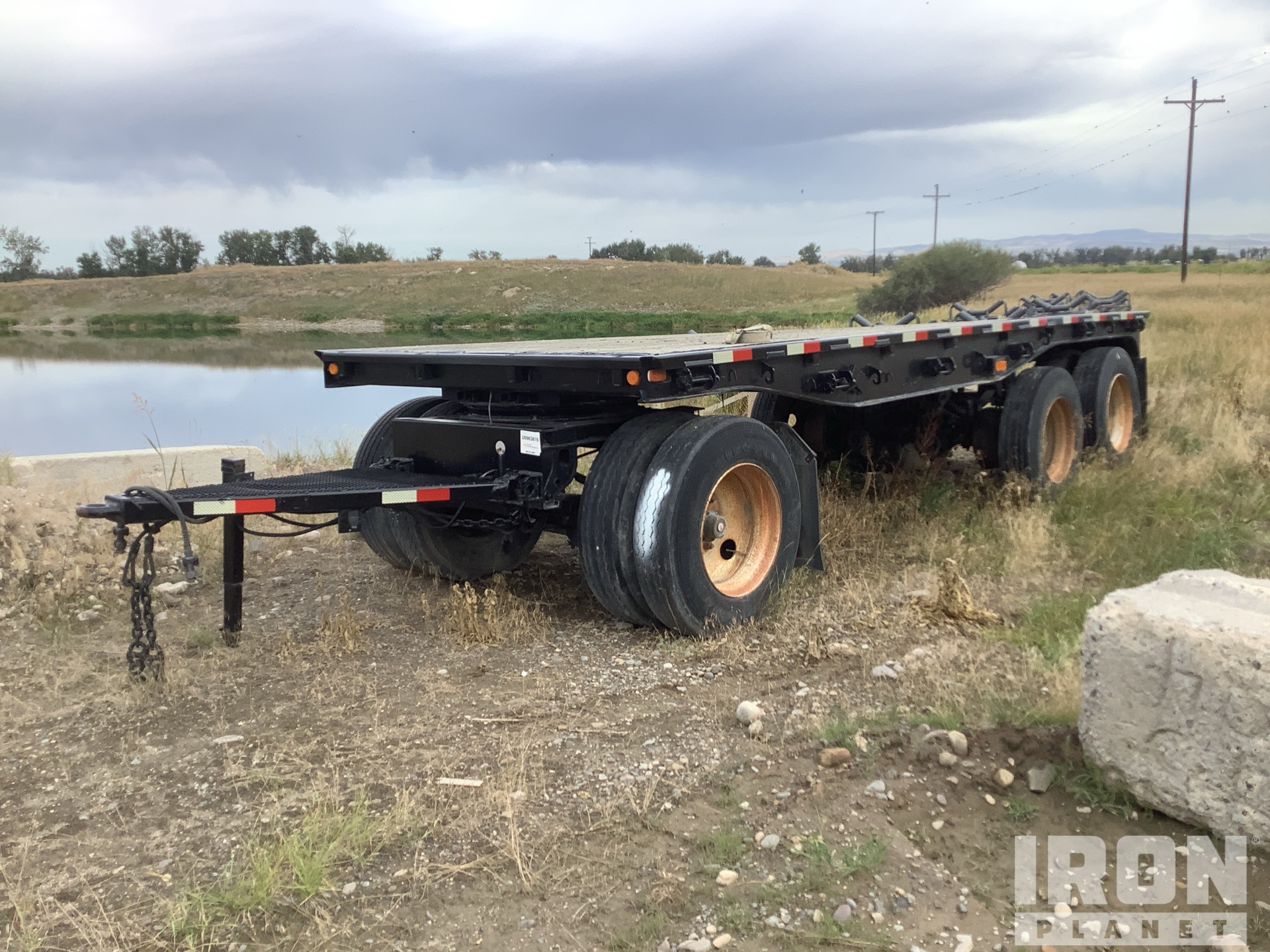 1995 Alloy 22 ft Tri/A Turntable A-Train Pup Pritsche Anhänger