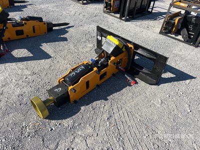 2026 GIYI GY-D680 Skid Steer Post Driver (Unused)