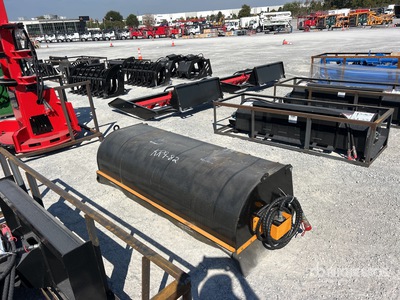 2026 GIYI GY-BS72 Skid Steer Sweeper (Unused)