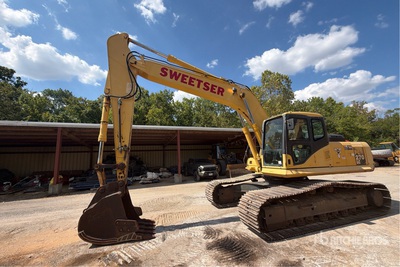 2005 Komatsu PC270LC-7 حفارة بجنزير