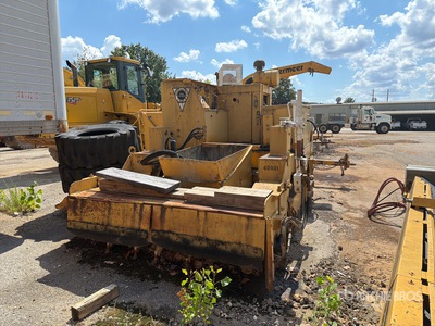1978 Gomaco GT 60078 Slip Form Paver