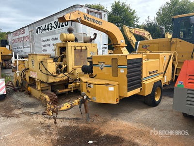 2000 Vermeer BC1800A Tow-Behind Wood Chipper