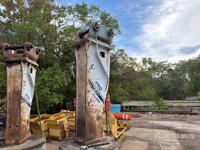 2015 FX375 Concasseur hydraulique