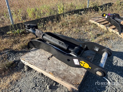 58 in Hydraulic Excavator Thumb (Unused)