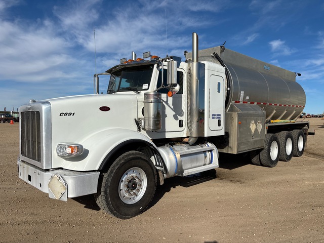 2015 Peterbilt 367 22500 L 8x6 Sleeper Tanker Truck