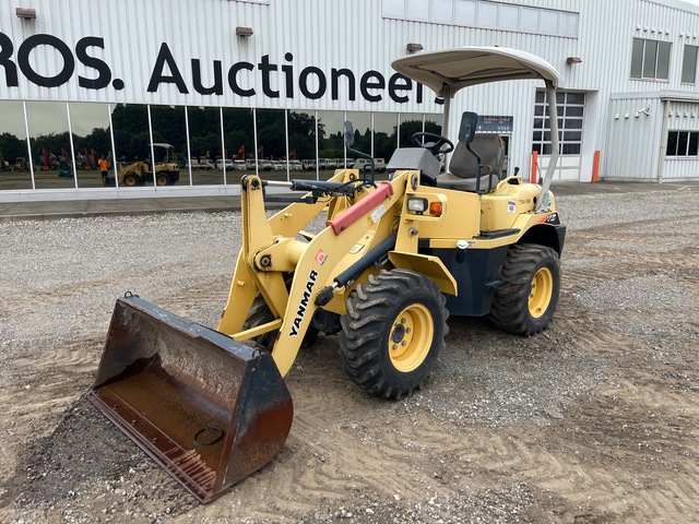 2013 年 Yanmar V3-6 Wheel Loader 2013 年 Yanmar V3-6 Wheel Loader