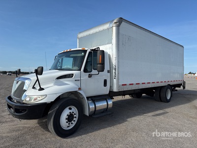 2015 International 4300 4x2 Furgonetka