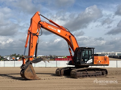 2017 Hitachi ZX350LC-5N Excavatrice sur chenilles