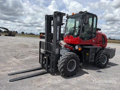 2026 Terramax ZY-35A 7700 lb 4x4 Montacargas Todo Terreno (Sin Usar) / Gelände-Gabelstapler (Unused)