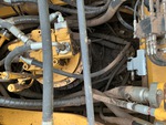 Hydraulics with Hydraulic Center Swivel