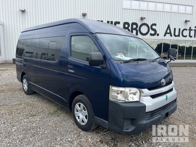 2015 Toyota Hiace 14 Passenger Van