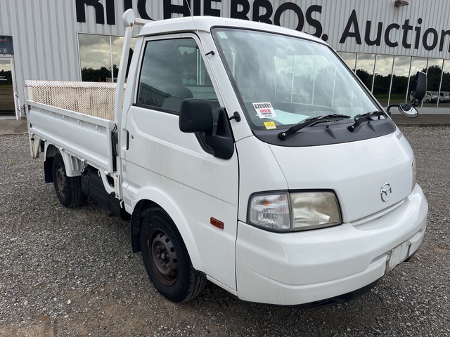 2016 年 Mazda BONGO Table Top Truck