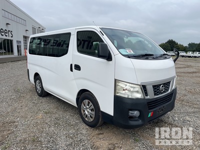 2014 Nissan NV350CARAVAN 10 Passenger Van