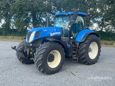 2013 New Holland T7.270 Autocommand Tracteur agricole 4 roues motrices