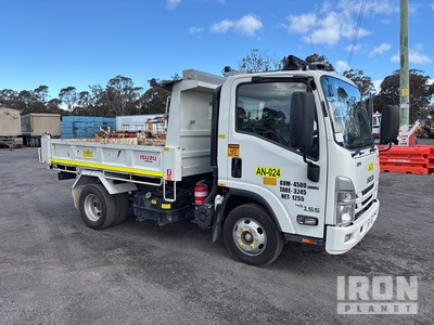 2023 Isuzu NPR 45 4x2 Autocarro ribaltabile