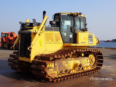 2020 Komatsu D65PX-18 Pelleteuse à chenilles