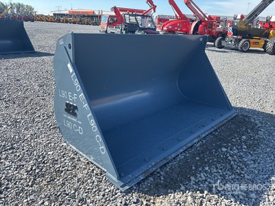 2026 SEC 2600 mm cleanup 102" to fit L90 Wheel Loader Bucket (Unused)