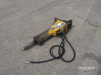 Montabert SC22 Marteau Hydraulique Hydraulic Breaker
