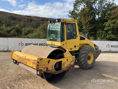 2015 Bomag BW213DH-4i Smooth Drum Compactor