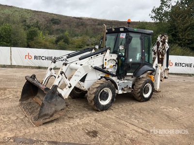 2014 JCB 2CX Streetmaster 4x4 MK3 Retroexcavadora