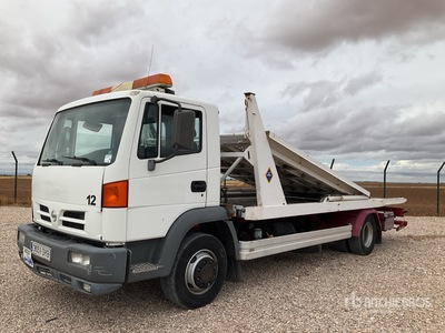 2006 Nissan Atleon 4x2 Rollback Truck