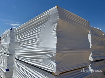 Quantity of (30) Johns Manville 4 ft x 8 ft Polyisocyanurate Roof Insulation