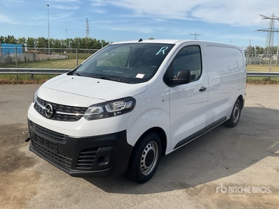 2023 Opel Vivaro Cargo Van (Inoperable)
